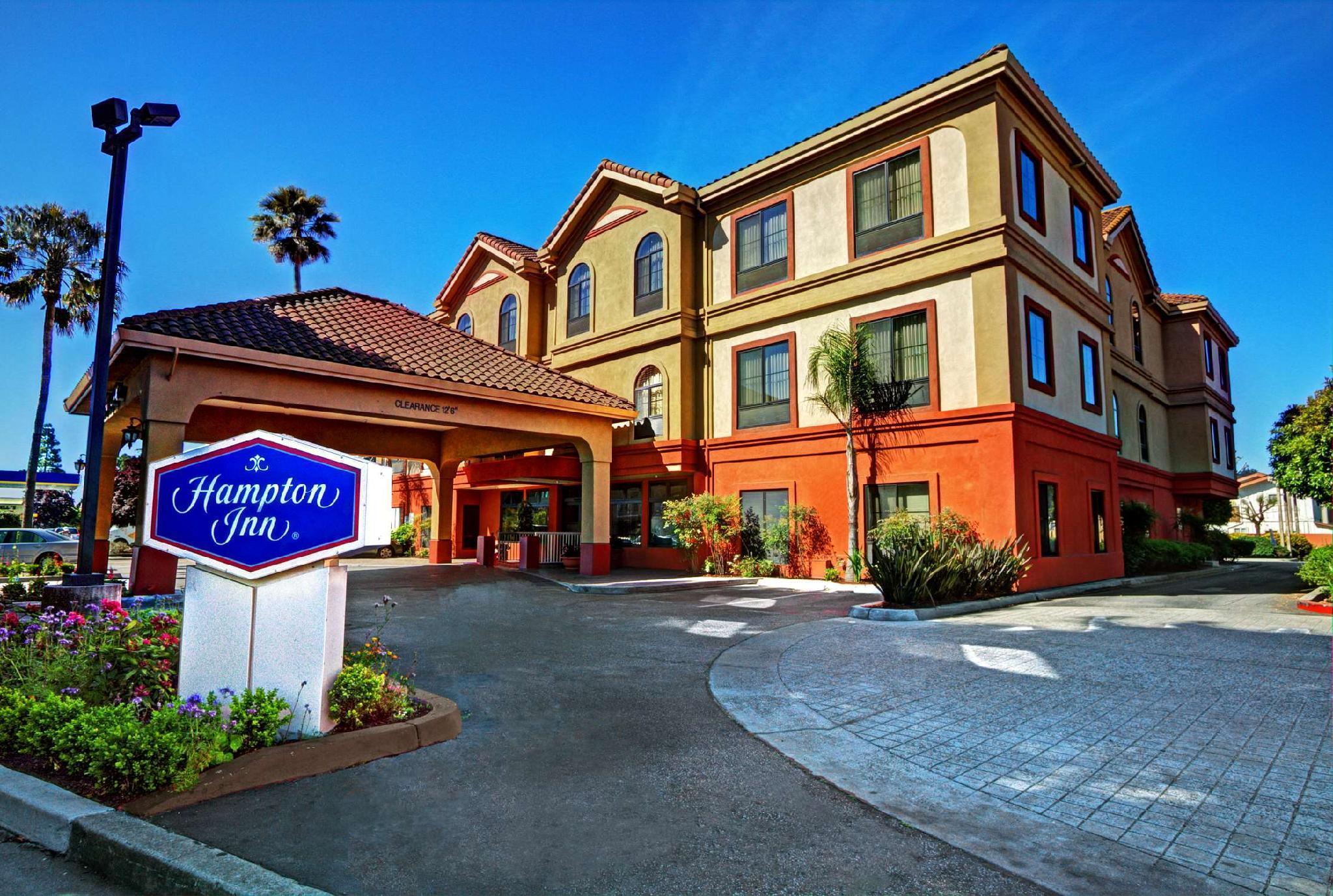 Hampton Inn Санта-Крус Экстерьер фото