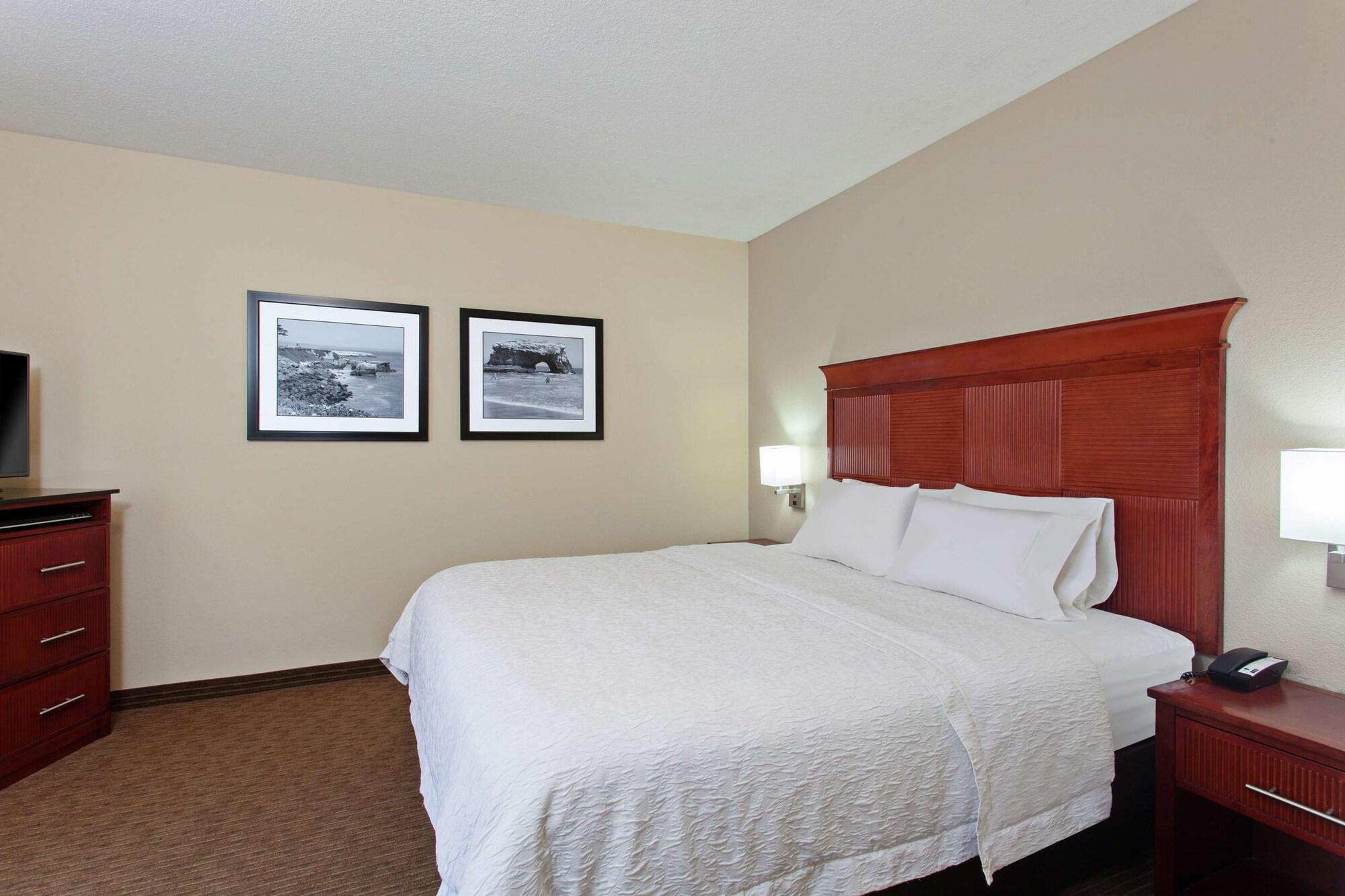 Hampton Inn Санта-Крус Экстерьер фото