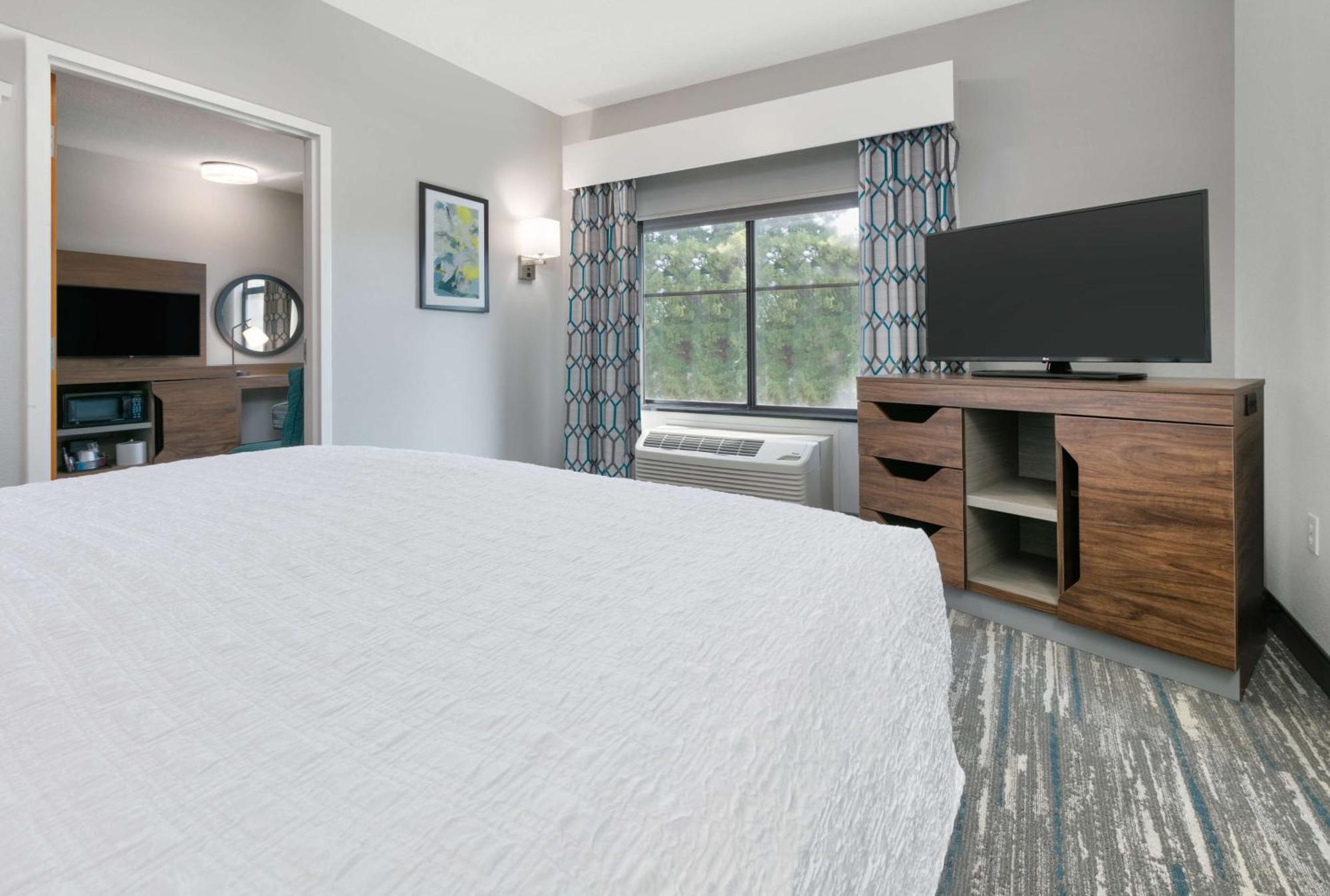Hampton Inn Санта-Крус Экстерьер фото