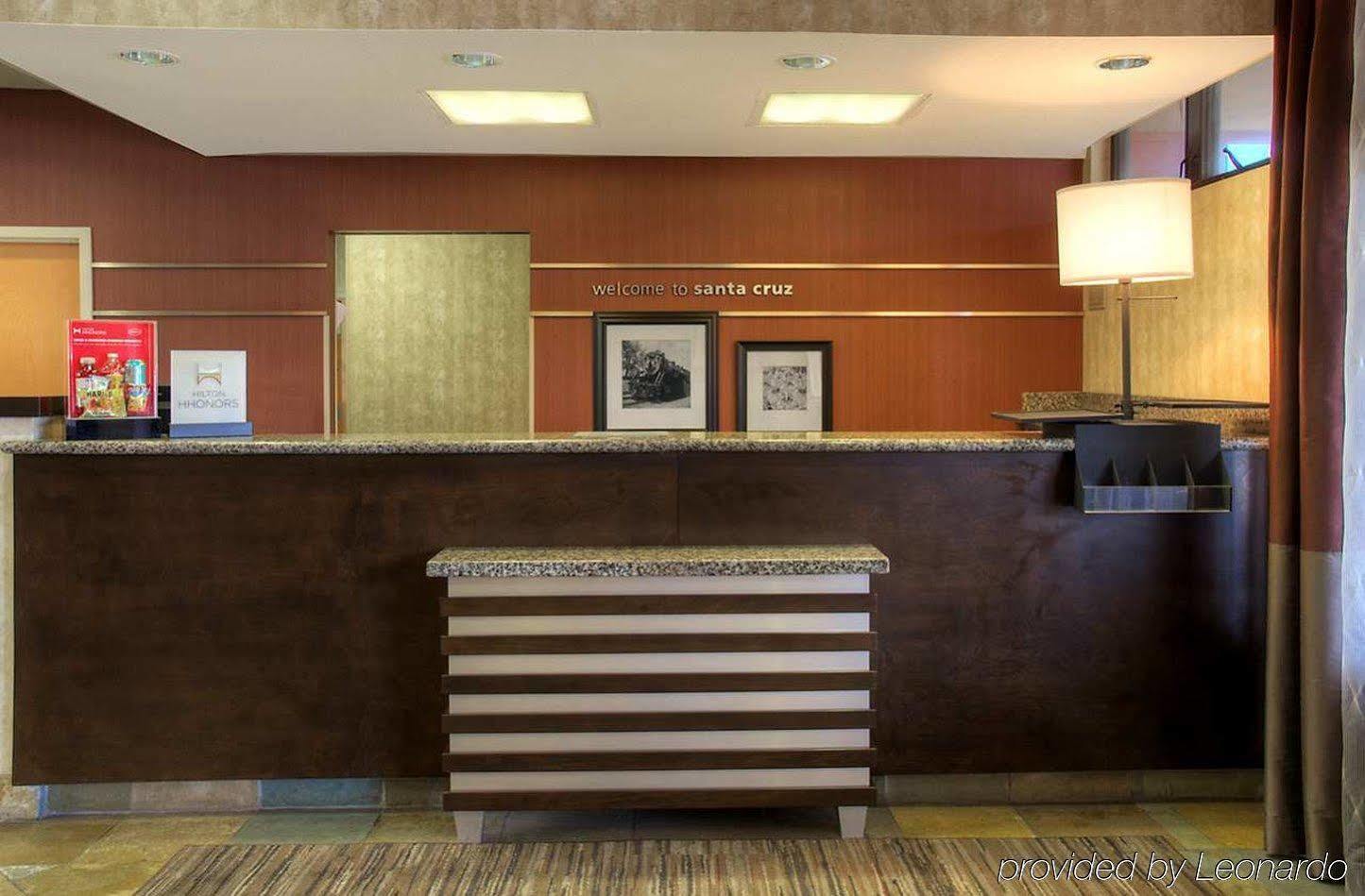 Hampton Inn Санта-Крус Экстерьер фото