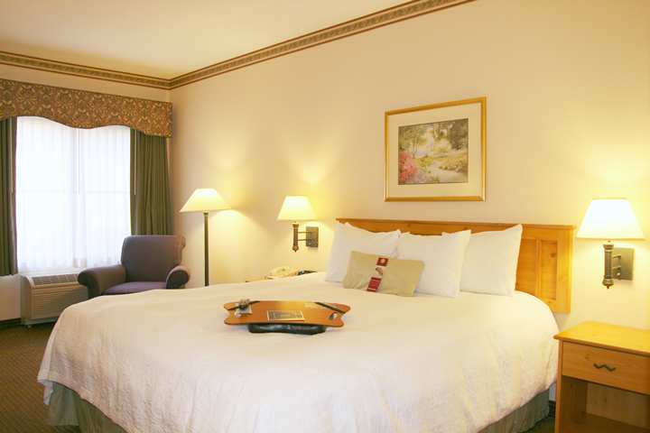 Hampton Inn Санта-Крус Номер фото